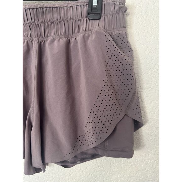 Lululemon Laser Speed Train Short Size 8 - Picture 3 of 8